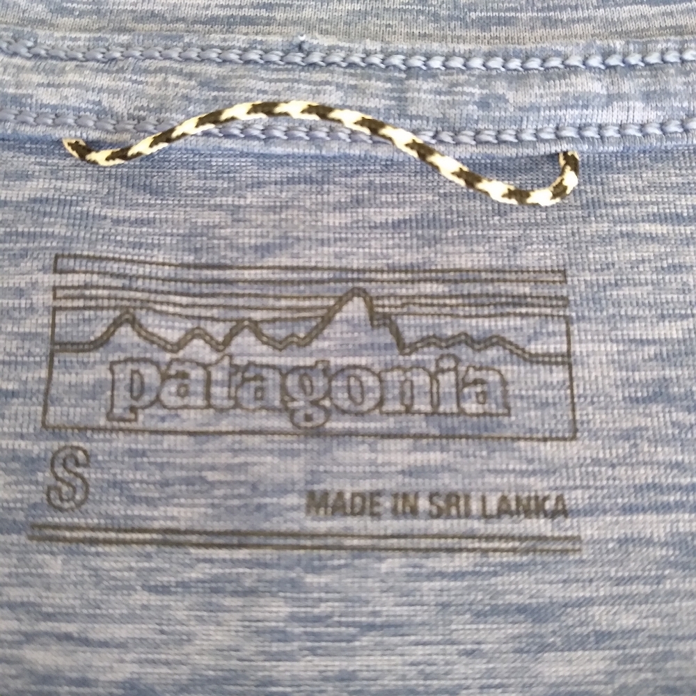 Like New! Patagonia Heathered Blue Crew Neck Athletic Long Sleeve Shirt - Picture 10 of 11